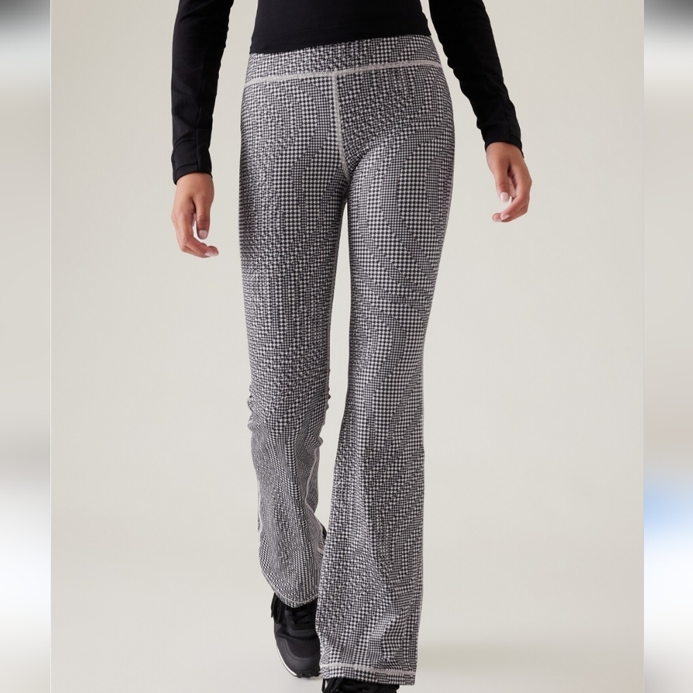 Athleta Girl High Rise Chit Chat Flare Workout Pants Houndstooth Checkered Sz 14